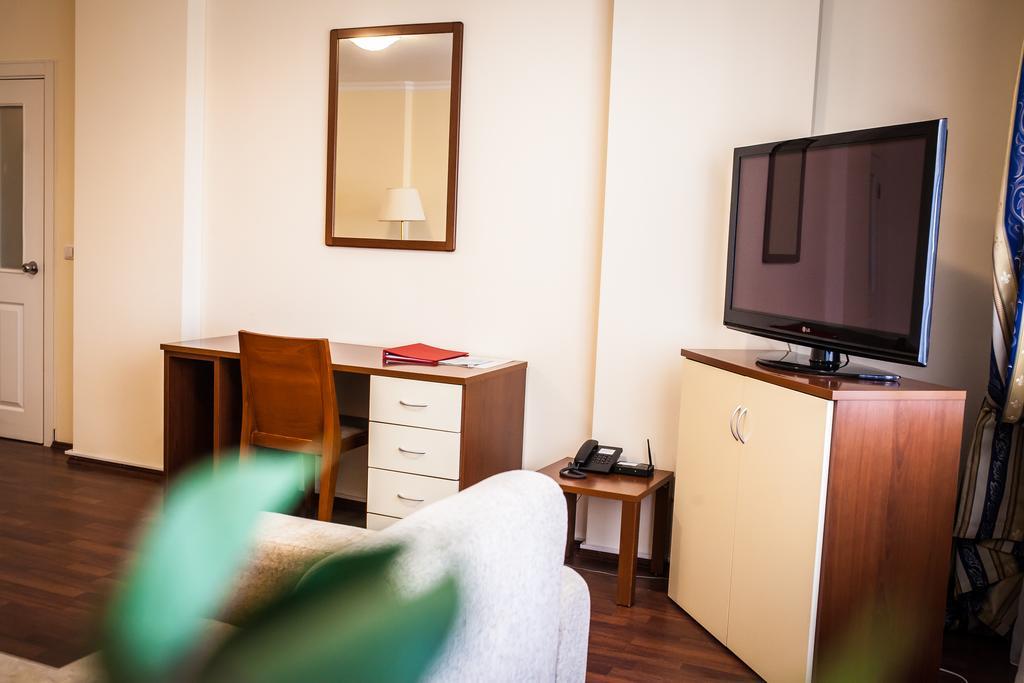 Europa Residence Atyraū Esterno foto